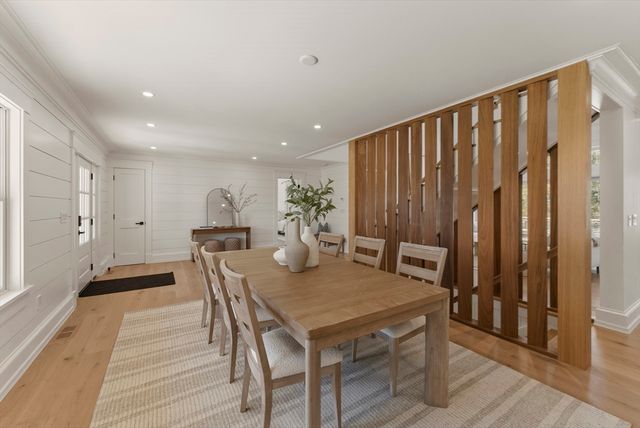 10 Dawson Way, Falmouth, MA 02536