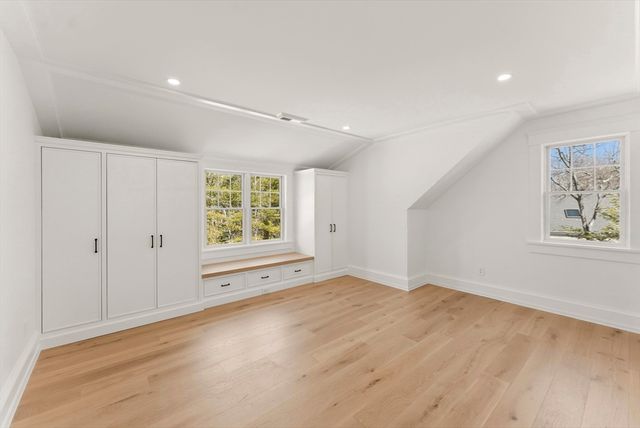 10 Dawson Way, Falmouth, MA 02536