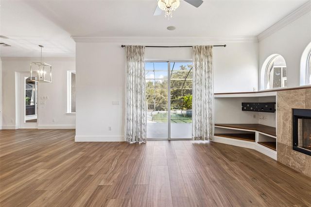 12633 CROWN POINT CIRCLE, Clermont, FL 34711