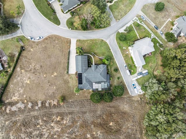 12633 CROWN POINT CIRCLE, Clermont, FL 34711