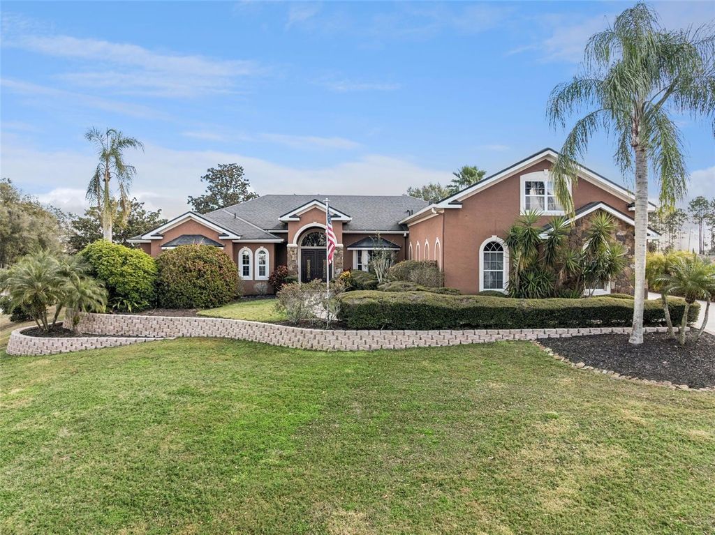 12633 CROWN POINT CIRCLE, Clermont, FL 34711