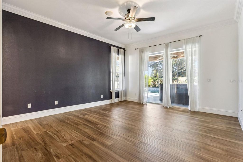 Image 12 of property listing at 12633 CROWN POINT CIRCLE, Clermont, FL 34711