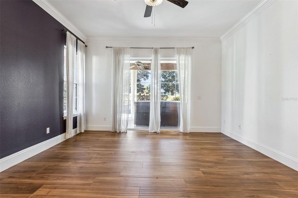 Image 13 of property listing at 12633 CROWN POINT CIRCLE, Clermont, FL 34711