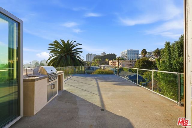 1006 Hancock Avenue PH, West Hollywood, CA 90069
