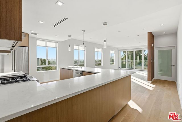 1006 Hancock Avenue PH, West Hollywood, CA 90069