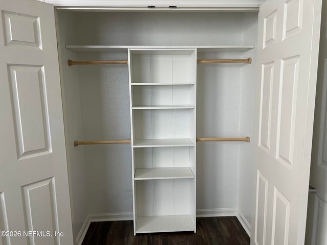 8539 GATE Parkway W 121, Jacksonville, FL 32216