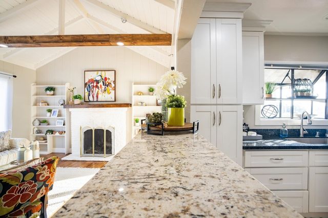 2925 El Monte Ave, Oakland, CA 94605