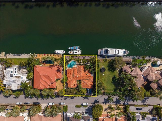 330 Royal Plaza Drive, Fort Lauderdale, FL 33301