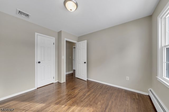 12 Roosevelt Ave, East Hanover Twp., NJ 07936