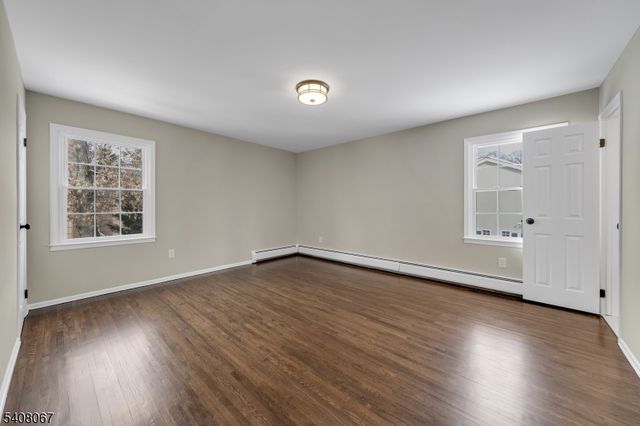 12 Roosevelt Ave, East Hanover Twp., NJ 07936