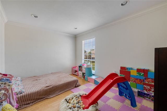 3265 Royal Canadian TRCE 3, Fort Myers, FL 33907