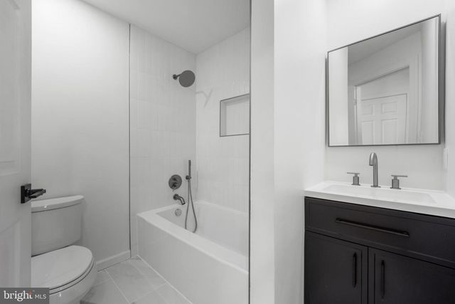 108 E MAIDEN LN, Somerdale, NJ 08083