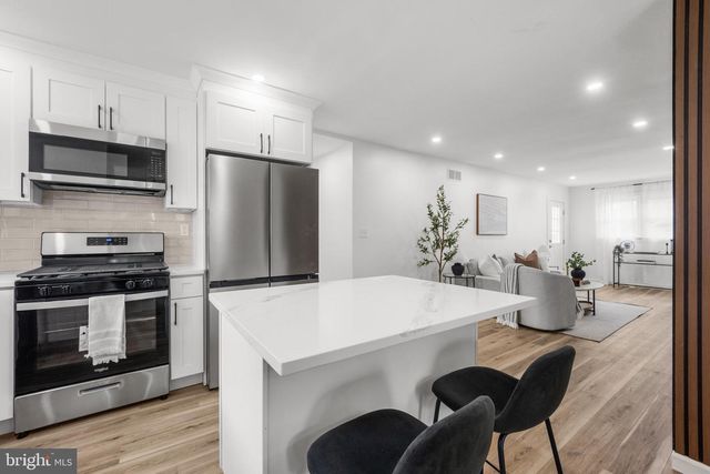 108 E MAIDEN LN, Somerdale, NJ 08083