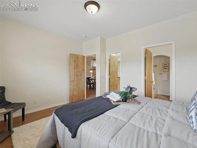 18 Taos Place, Manitou Springs, CO 80829