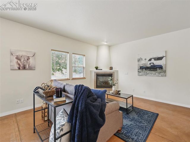 18 Taos Place, Manitou Springs, CO 80829