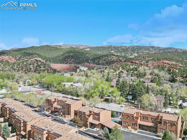 18 Taos Place, Manitou Springs, CO 80829