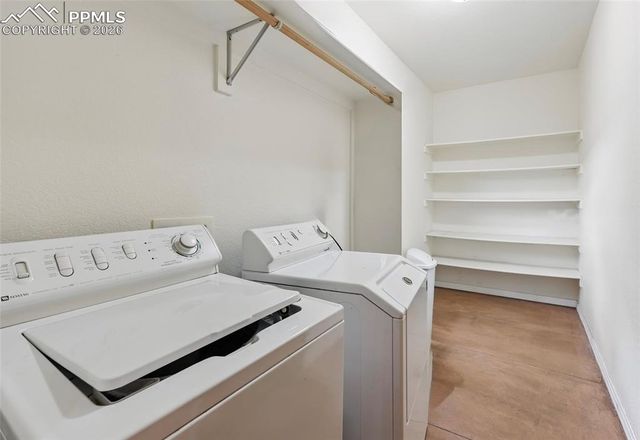 18 Taos Place, Manitou Springs, CO 80829