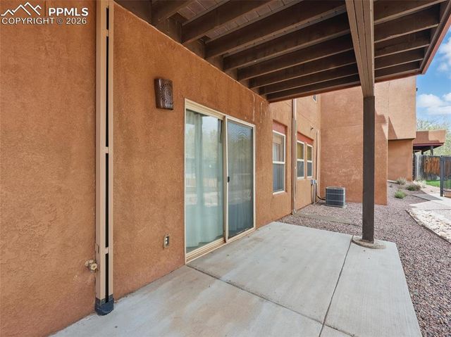 18 Taos Place, Manitou Springs, CO 80829