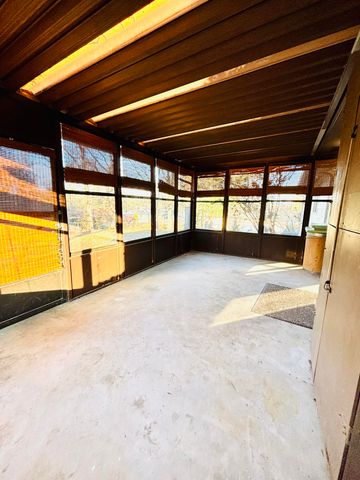 1700 Ankney Place, Neosho, MO 64850