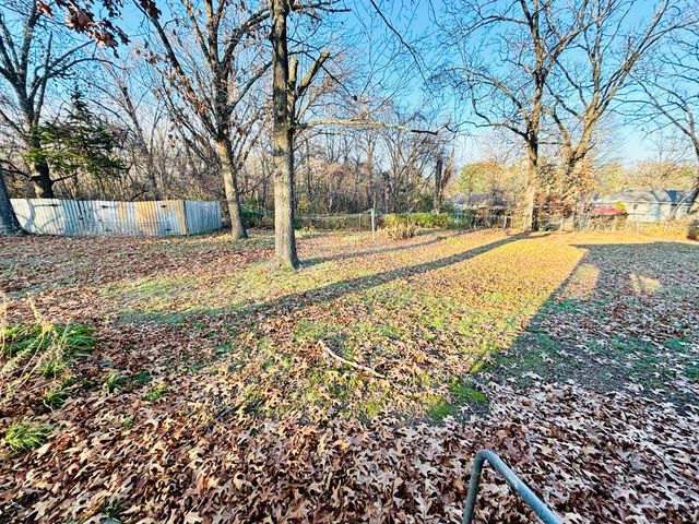 1700 Ankney Place, Neosho, MO 64850