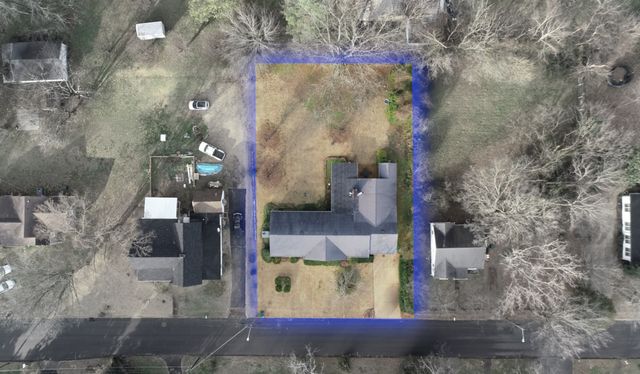 544 E Madison St, Pulaski, TN 38478