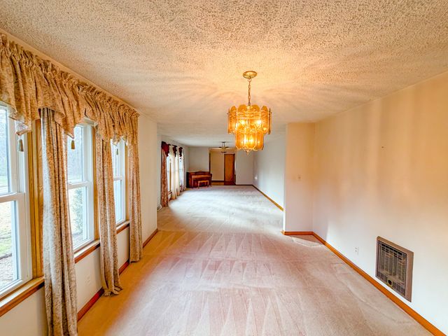 544 E Madison St, Pulaski, TN 38478