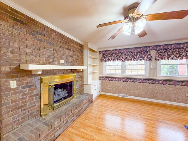 544 E Madison St, Pulaski, TN 38478