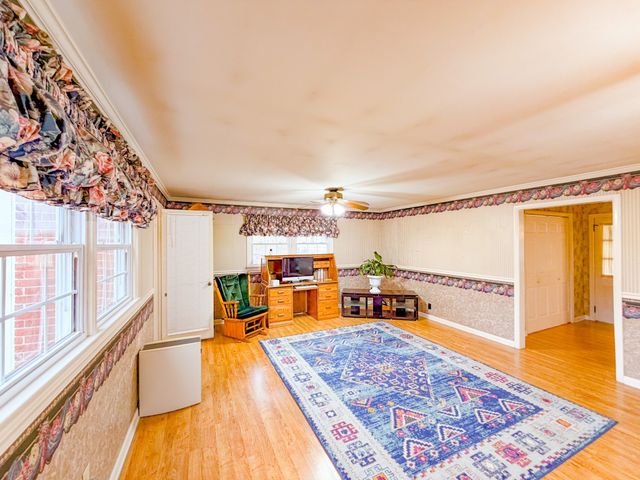 544 E Madison St, Pulaski, TN 38478