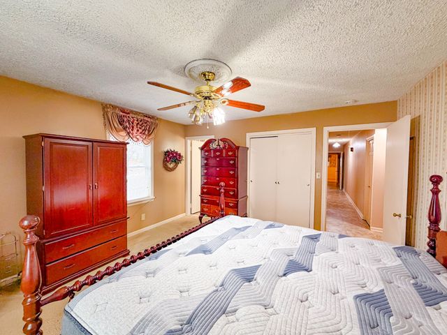 544 E Madison St, Pulaski, TN 38478