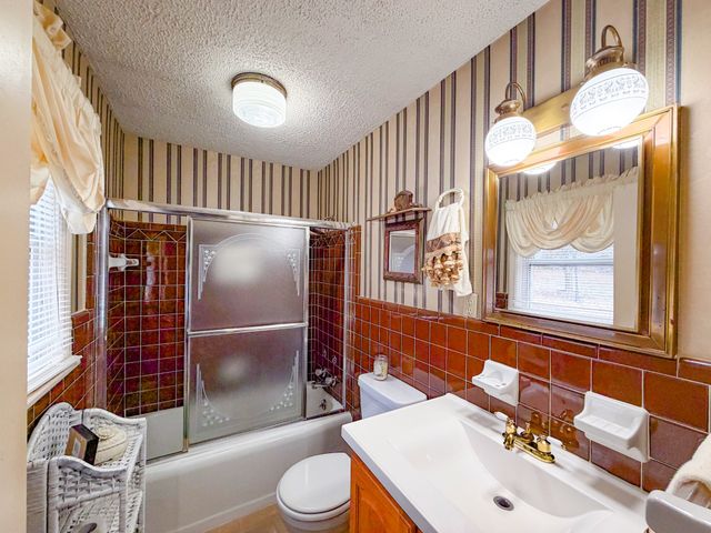 544 E Madison St, Pulaski, TN 38478