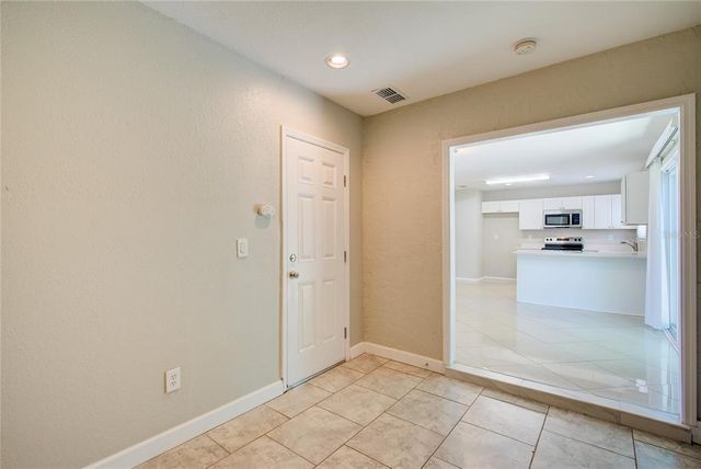 3262 MONTCLAIR CIRCLE, North Port, FL 34287