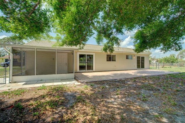 3262 MONTCLAIR CIRCLE, North Port, FL 34287