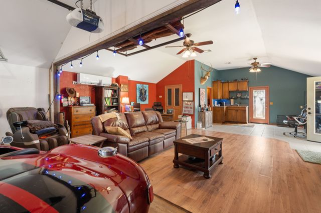 13494 County Road 2919, Eustace, TX 75124