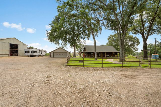 13494 County Road 2919, Eustace, TX 75124