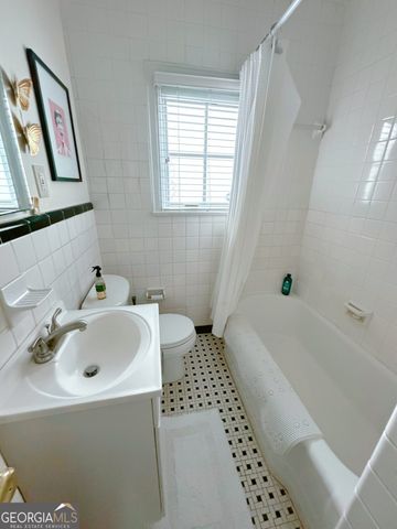 2494 Batavia Street, East Point, GA 30344