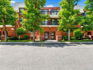 7108 Sutton Place 1, Fresh Meadows, NY 11365