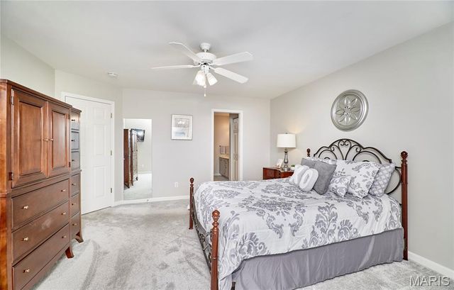130 Southern Oaks Drive 48B, St Charles, MO 63303