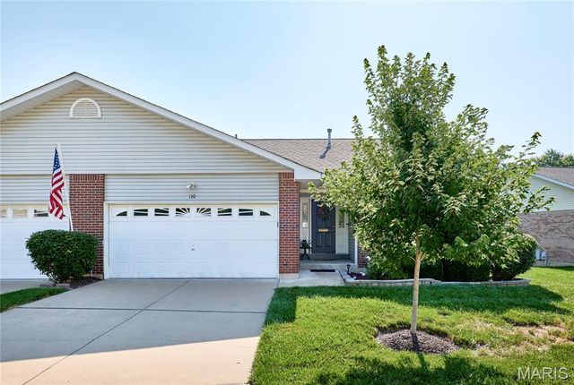 130 Southern Oaks Drive 48B, St Charles, MO 63303