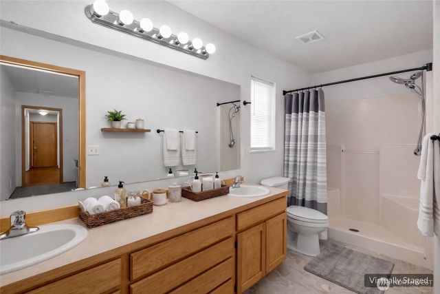 7606 187th Avenue SW, Rochester, WA 98579