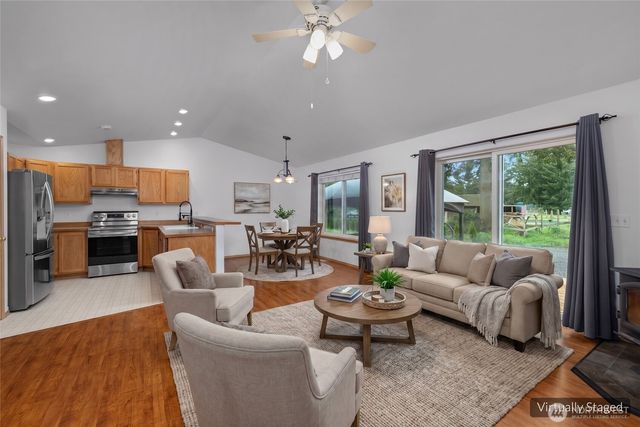7606 187th Avenue SW, Rochester, WA 98579