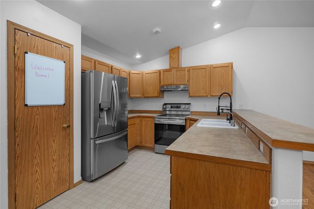 7606 187th Avenue SW, Rochester, WA 98579