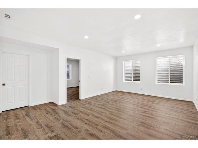 18136 E 53rd Dr, Denver, CO 80249