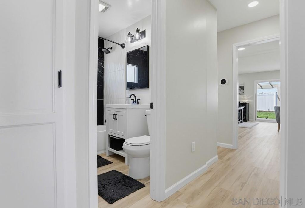 Image 19 of property listing at 2718 Powhatan Ave., San Diego, CA 92117