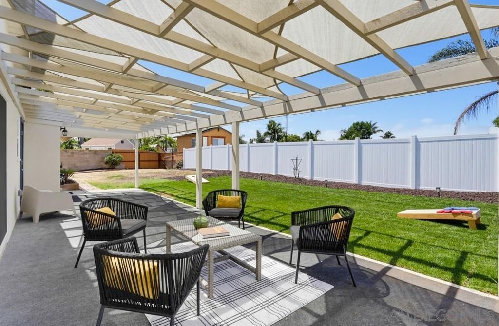 Image 21 of property listing at 2718 Powhatan Ave., San Diego, CA 92117