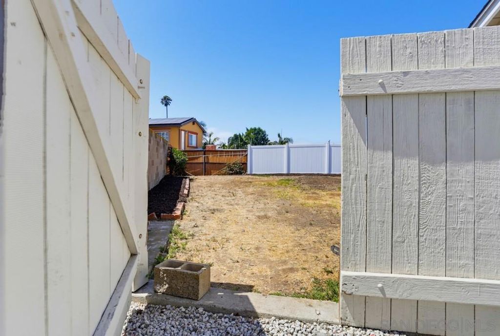 Image 26 of property listing at 2718 Powhatan Ave., San Diego, CA 92117