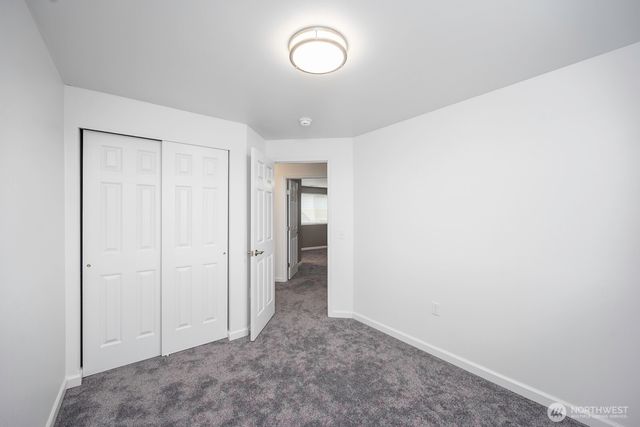 1516 S Husky Dr, Moses Lake, WA 98837