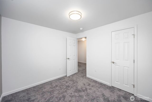 1516 S Husky Dr, Moses Lake, WA 98837