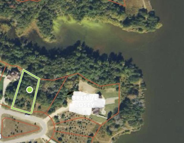 N8000 North Shore Drive, New Lisbon, WI 53950