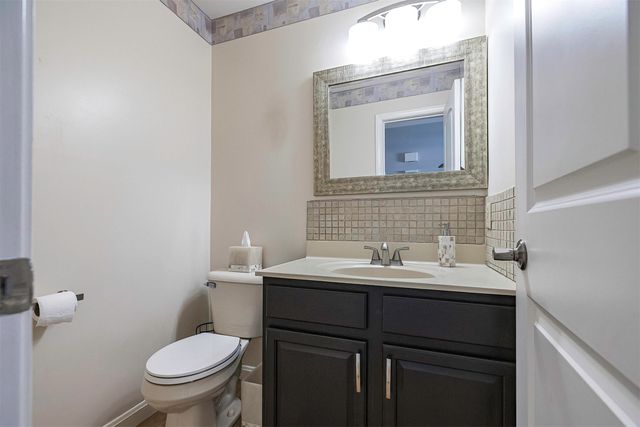 4609 PINEVIEW Court, Erie, PA 16506