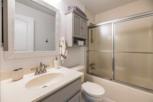 4609 PINEVIEW Court, Erie, PA 16506